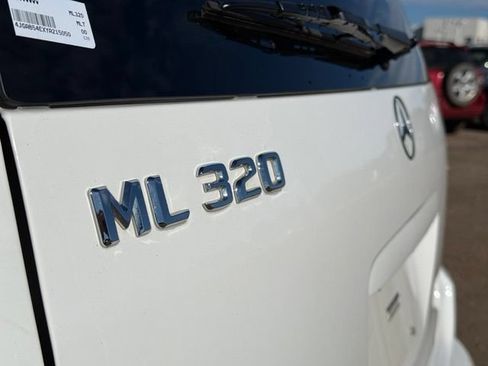 Used 2000 Mercedes-Benz ML 320 4MATIC image 13