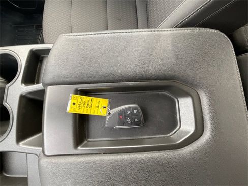 Used 2022 Chevrolet Silverado 1500 LT image 31