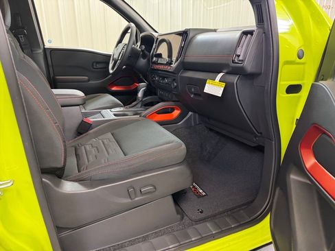 New 2026 Nissan Frontier PRO-4X w/ Pro-4x Convenience Package image 25