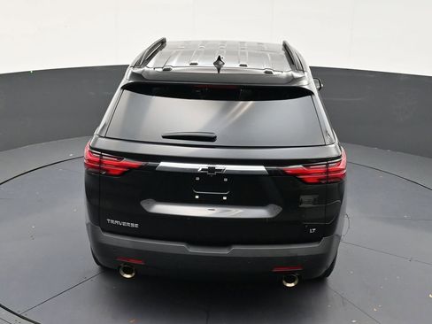 Used 2023 Chevrolet Traverse LT FWD image 16