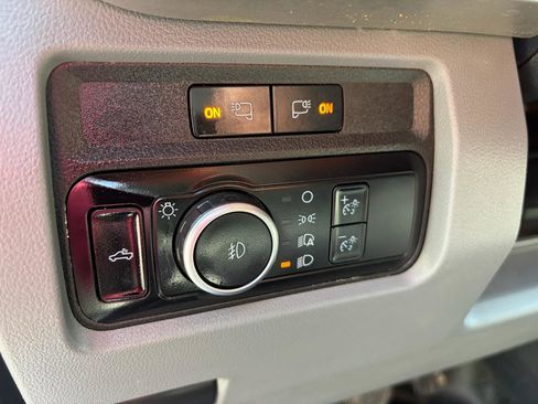 Used 2023 Ford F350 XLT w/ FX4 Off-Road Package AWD/4WD image 16