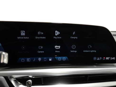 Used 2025 Cadillac Lyriq Luxury image 27