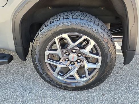 Certified 2025 GMC Sierra 1500 SLT w/ SLT Premium Plus Package AWD/4WD image 7