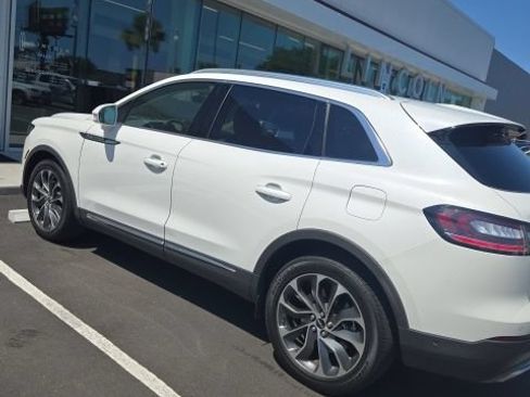 Used 2023 Lincoln Nautilus Reserve w/ Equipment Group 201A AWD/4WD image 5