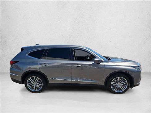 Used 2024 Acura MDX SH-AWD w/ Advance Package image 4
