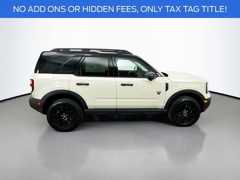 New 2025 Ford Bronco Sport Badlands image 8