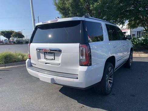 Used 2019 GMC Yukon Denali w/ Denali Ultimate Package AWD/4WD image 8