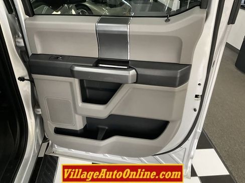 Used 2016 Ford F150 XLT w/ Equipment Group 302A Luxury image 34