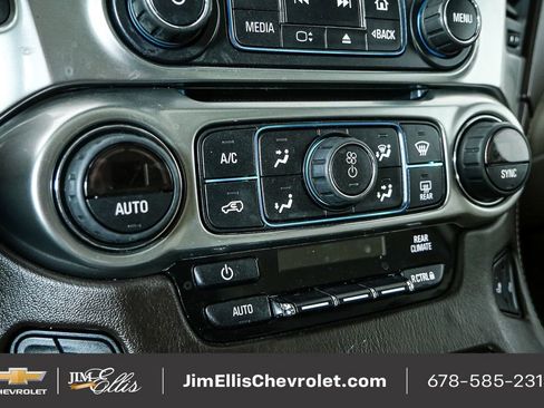 Used 2015 Chevrolet Tahoe LT image 17