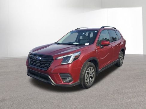 Used 2022 Subaru Forester Premium image 11