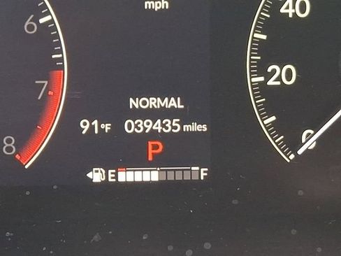 Used 2023 Honda HR-V LX image 22