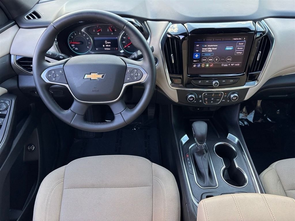 Used 2023 Chevrolet Traverse LT w/ LPO, Cargo Package AWD/4WD image 27