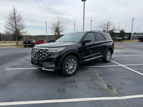 New 2026 Ford Explorer Platinum AWD/4WD image 3