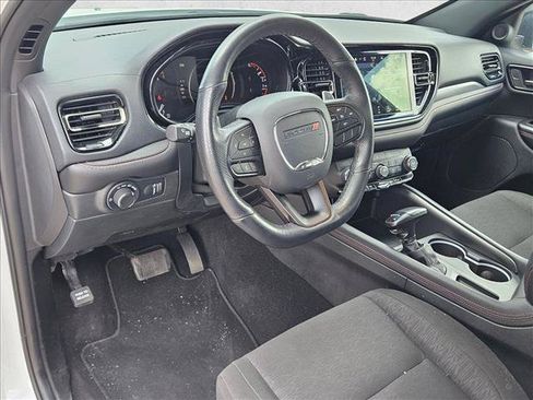 Used 2025 Dodge Durango GT AWD/4WD image 9