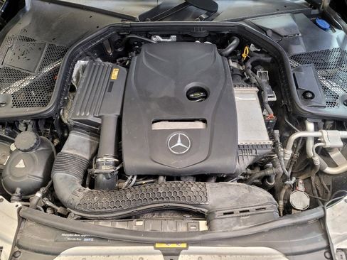 Used 2018 Mercedes-Benz C 300 4MATIC Sedan image 30