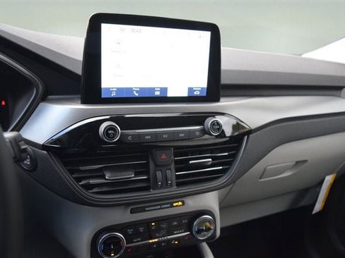 New 2026 Ford Escape Active w/ Cold Weather Package image 9