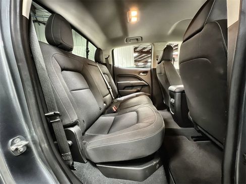 Used 2022 Chevrolet Colorado LT w/ LT Convenience Package image 21