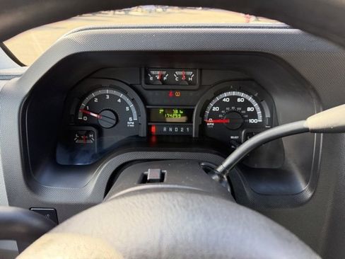 Used 2014 Ford E-150 and Econoline 150 image 28