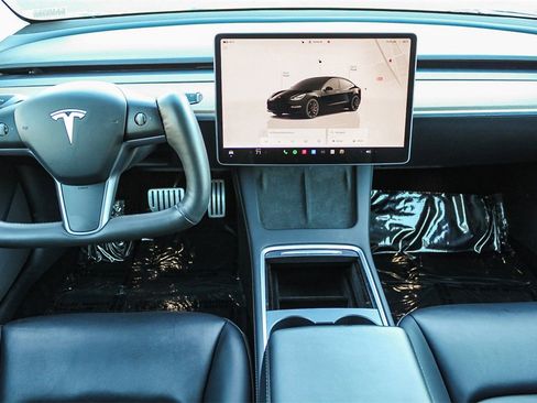 Used 2023 Tesla Model 3 Performance image 16