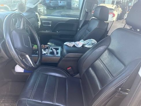 Used 2018 GMC Sierra 1500 Denali w/ Denali Ultimate Package AWD/4WD image 18
