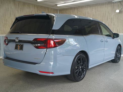Used 2024 Honda Odyssey Sport image 10