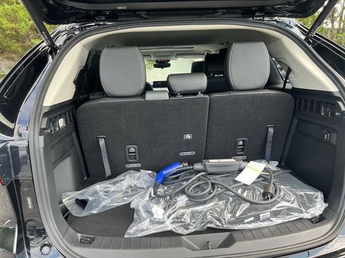 New 2024 MAZDA CX-90 Plug-In Hybrid w/ Preferred image 24