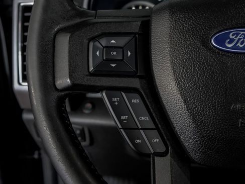 Used 2017 Ford F150 XLT w/ Equipment Group 302A Luxury AWD/4WD image 16