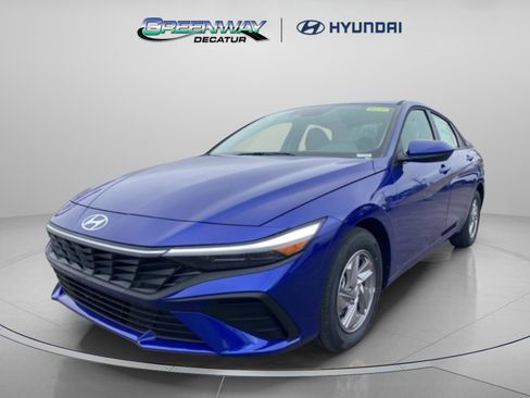 New 2026 Hyundai Elantra SE image 4