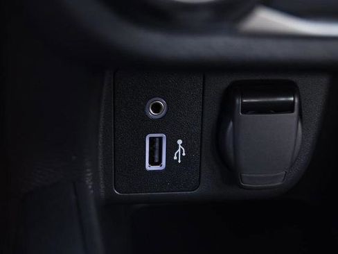 New 2025 Nissan Versa S w/ Trunk Package image 15