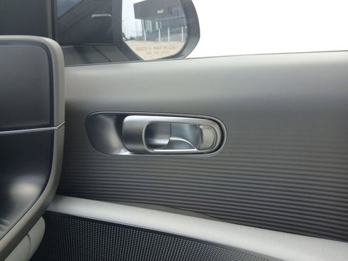 Used 2025 Hyundai Ioniq 6 SEL RWD image 10