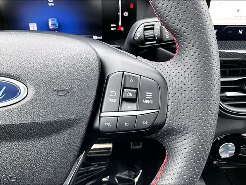 Used 2023 Ford Escape ST-Line w/ Tech Pack #1 image 10