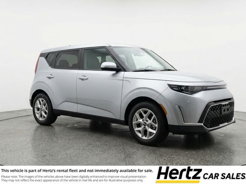Used 2025 Kia Soul LX w/ LX Technology Package FWD image 1
