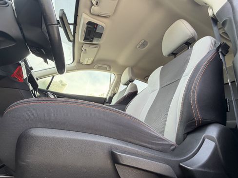 Used 2018 Subaru Crosstrek 2.0i Premium image 22