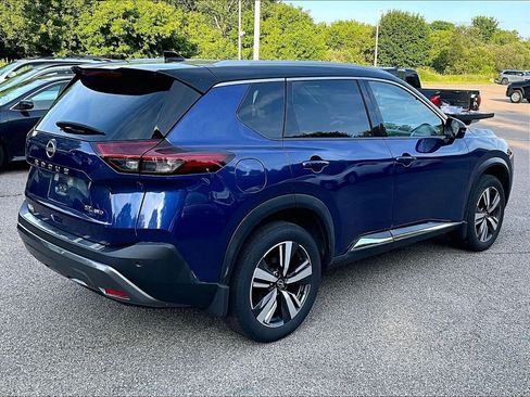 Used 2023 Nissan Rogue SL AWD/4WD image 6