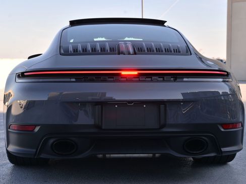 Certified 2025 Porsche 911 Carrera image 10