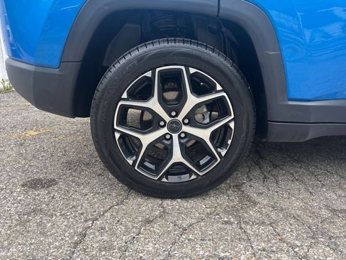 Used 2025 Jeep Compass Limited AWD/4WD image 26