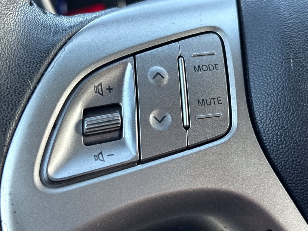 Used 2012 Hyundai Tucson GLS FWD image 19