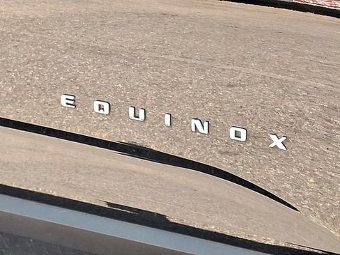 Used 2025 Chevrolet Equinox LT AWD/4WD image 25