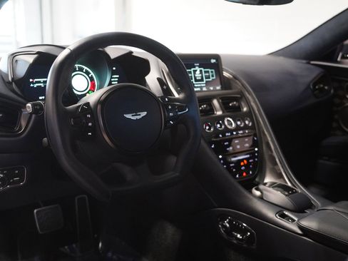 Used 2021 Aston Martin DBS Superleggera RWD image 16