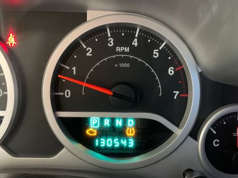 Used 2010 Jeep Wrangler Unlimited Sport AWD/4WD image 28