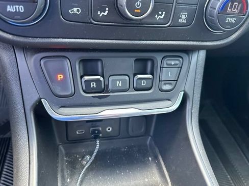 Used 2020 GMC Terrain SLT w/ Preferred Package FWD image 24