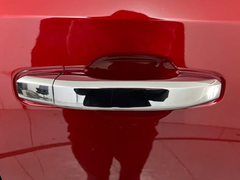 Used 2025 GMC Sierra 1500 SLT w/ SLT Premium Package image 69