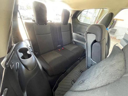 Used 2017 Nissan Pathfinder SV w/ Cargo Package FWD image 12
