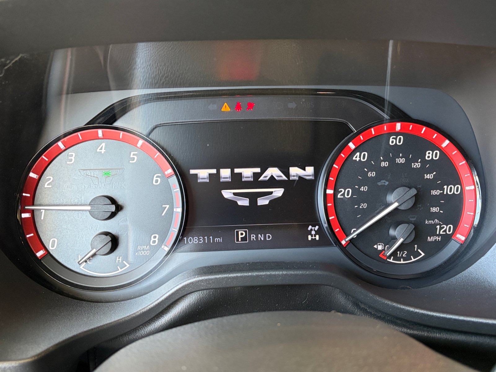 Used 2021 Nissan Titan PRO-4X w/ Pro-4x Utility Package AWD/4WD image 19