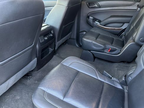 Used 2018 Chevrolet Tahoe LT image 12