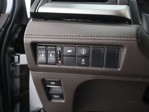 Used 2023 Honda Odyssey EX-L image 39