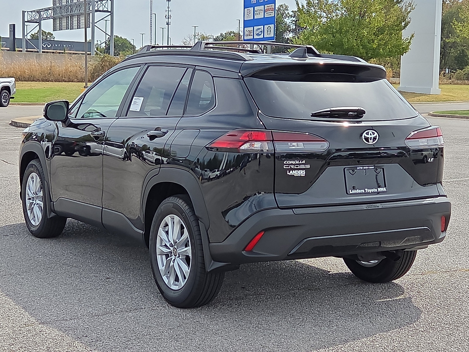 New 2026 Toyota Corolla Cross LE w/ Moonroof Package FWD image 3