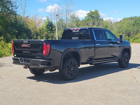 Used 2021 GMC Sierra 3500 Denali w/ Denali Black Diamond Edition AWD/4WD image 5