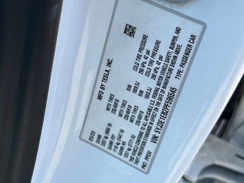 Used 2023 Tesla Model 3 Long Range AWD/4WD image 30