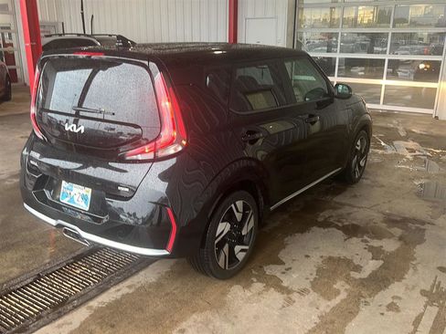 Used 2023 Kia Soul GT-Line FWD image 5